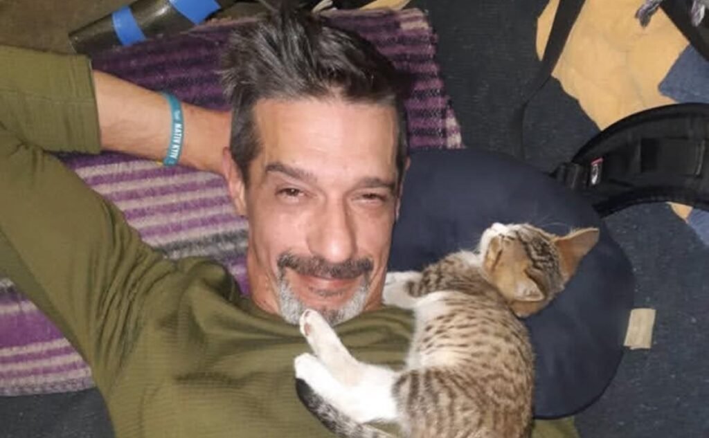 максим нелипа